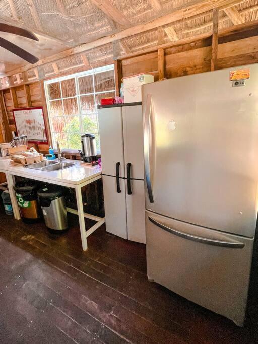Whyknot Holbox Bed & Breakfast ภายนอก รูปภาพ