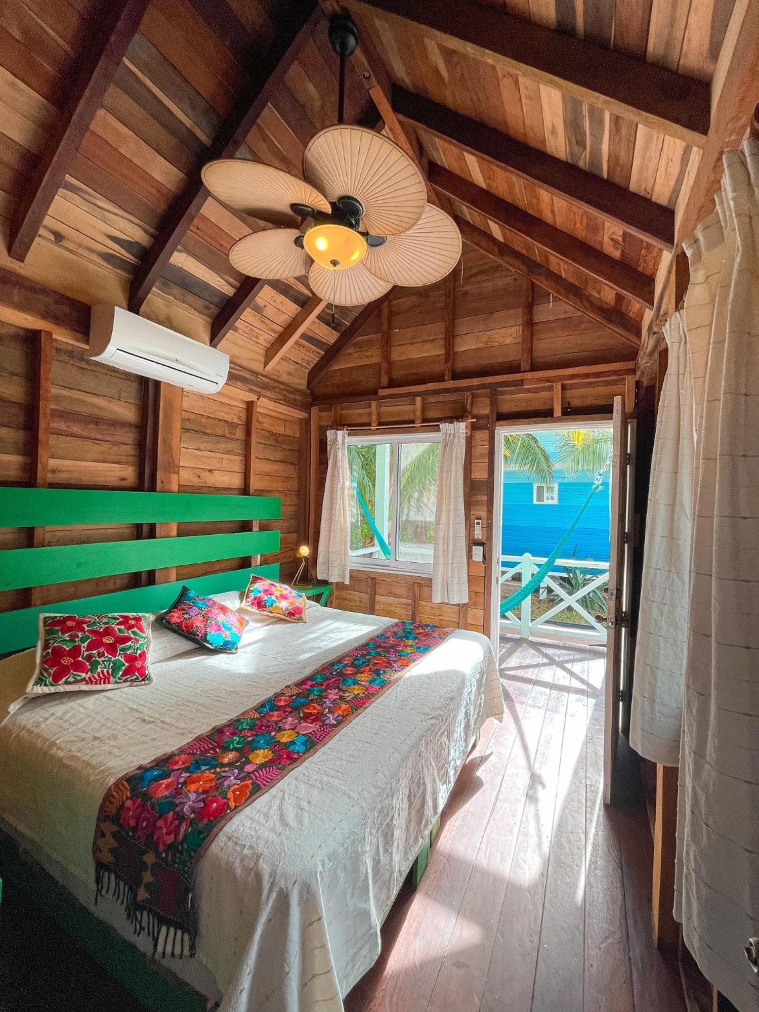 Whyknot Holbox Bed & Breakfast ภายนอก รูปภาพ